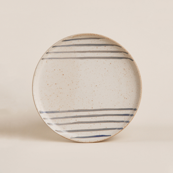 Плоская тарелка