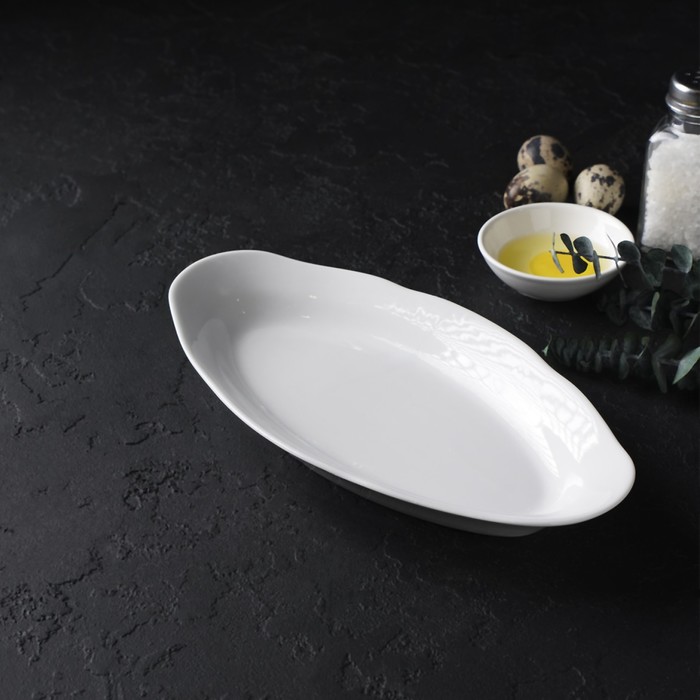 Фарфоровая селёдочница