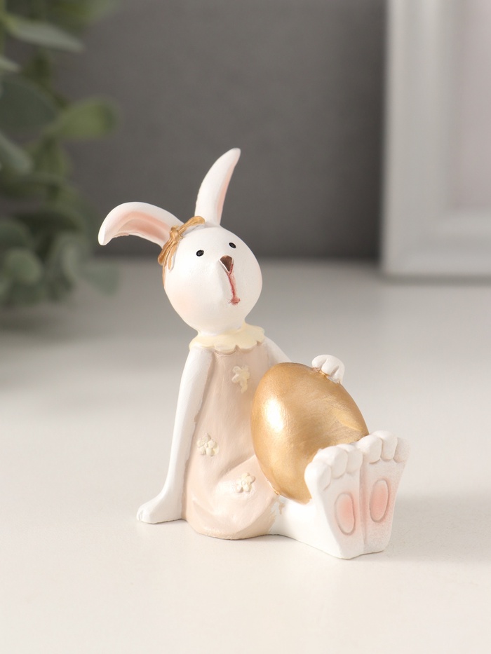 Фигурка «Белая зайка»