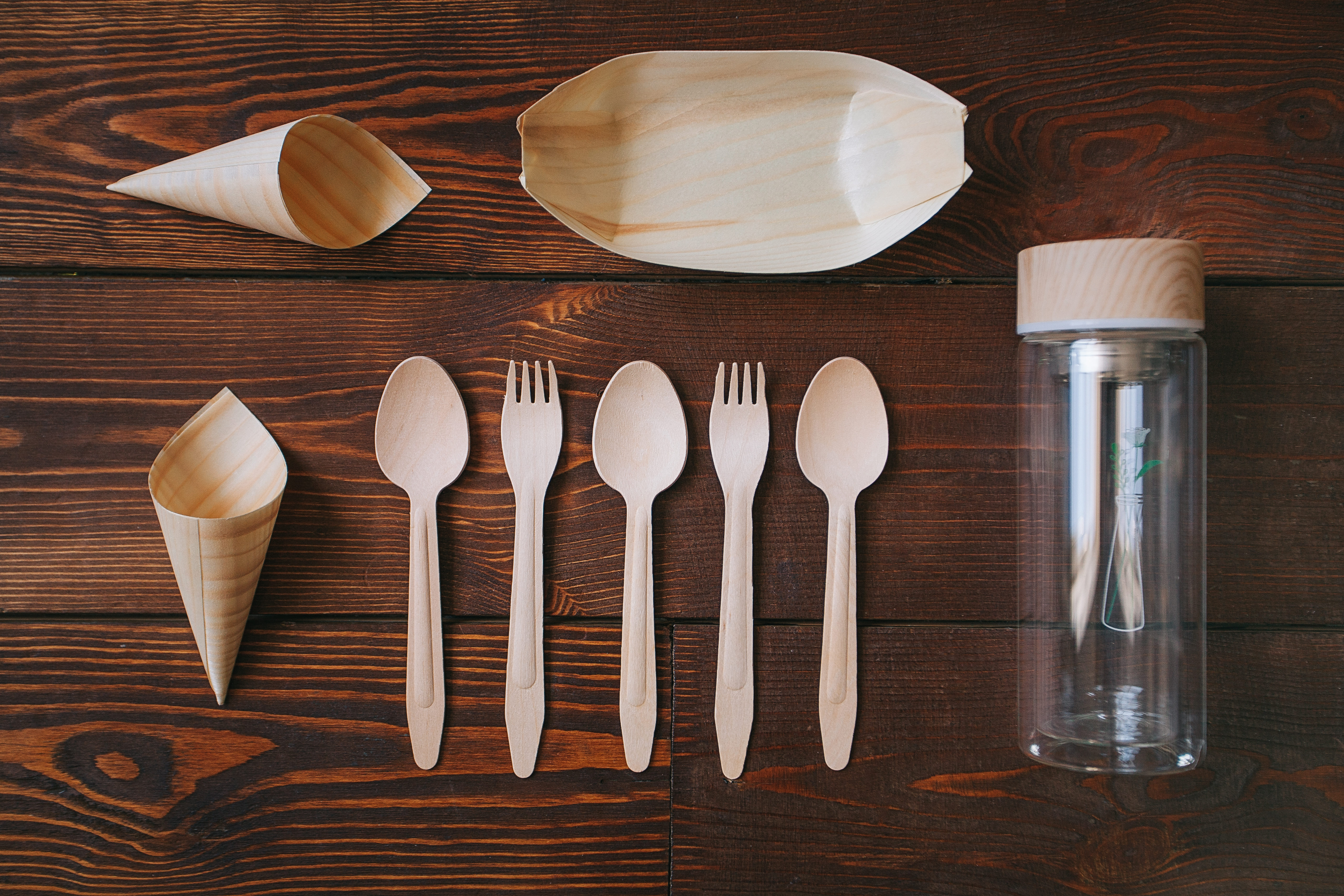 Одноразовая пластиковая посуда