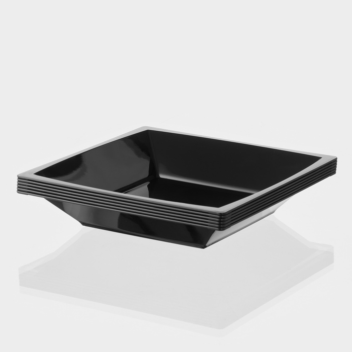 Пластиковая одноразовая посуда