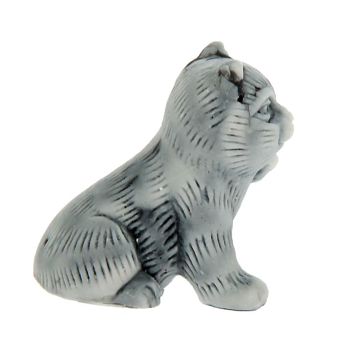 Сувенир "Кот с лапкой"