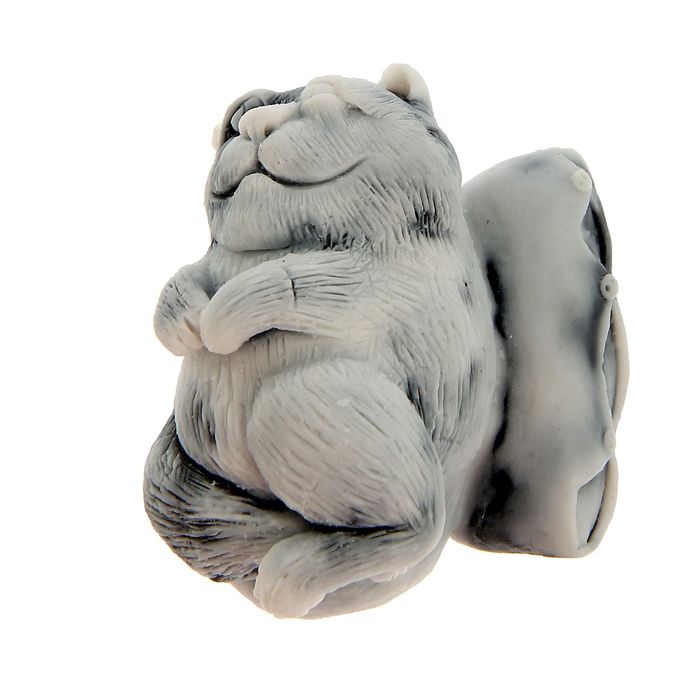 Сувенир "Чеширский кот на подушке (шарж)"