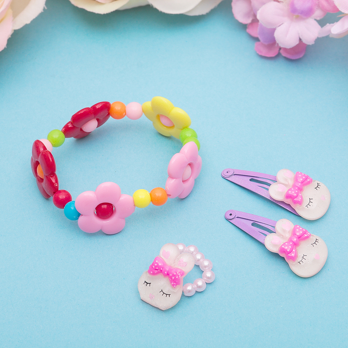 Набор детский "Выбражулька" 4 предмета: 2 заколки, браслет, кольцо "Цветы и мишки", цвет МИКС, форма МИКС