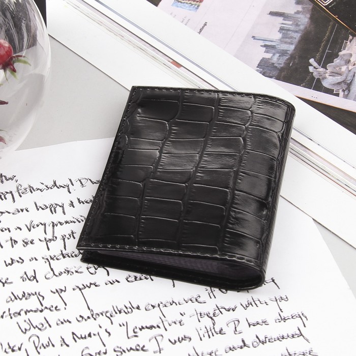 Визитница, 1 ряд, 18 листов, крокодил, цвет чёрный