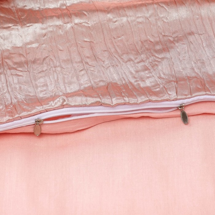 Постельное бельё "Этель Элегант" 2 сп. Персик 180х210 см, 220х240 см, 50х70+5 см - 2 шт., верх иск.шелк, низ 100% хлопок