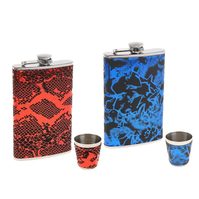 Подарочный набор 4 в 1 "Ассорти": 2 фляжки × 300 мл + 2 рюмки