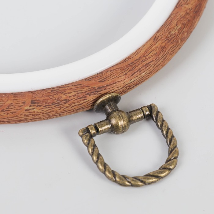 Пяльцы-рамка для вышивания овальные, под дерево, 22х15,5см