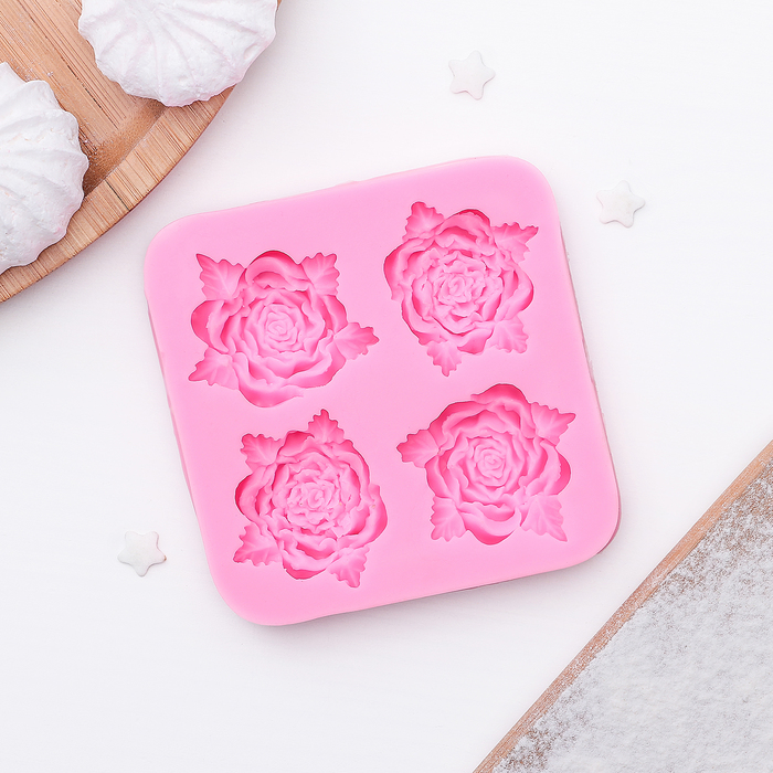 Молд 8х8х1,5 см "Розочки"