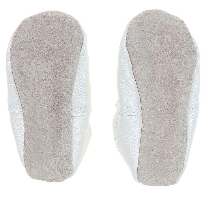 Чешки из натуральной кожи, длина по стельке 12,5 см, цвет белый