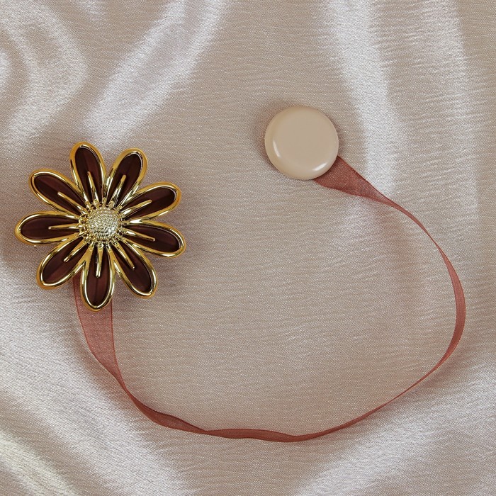 Подхват для штор на ленте "Ромашка", цвет коричнево-золотой