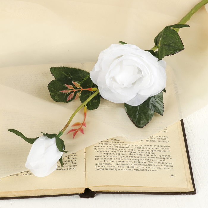 Цветы искусственные "Уральская роза" белая