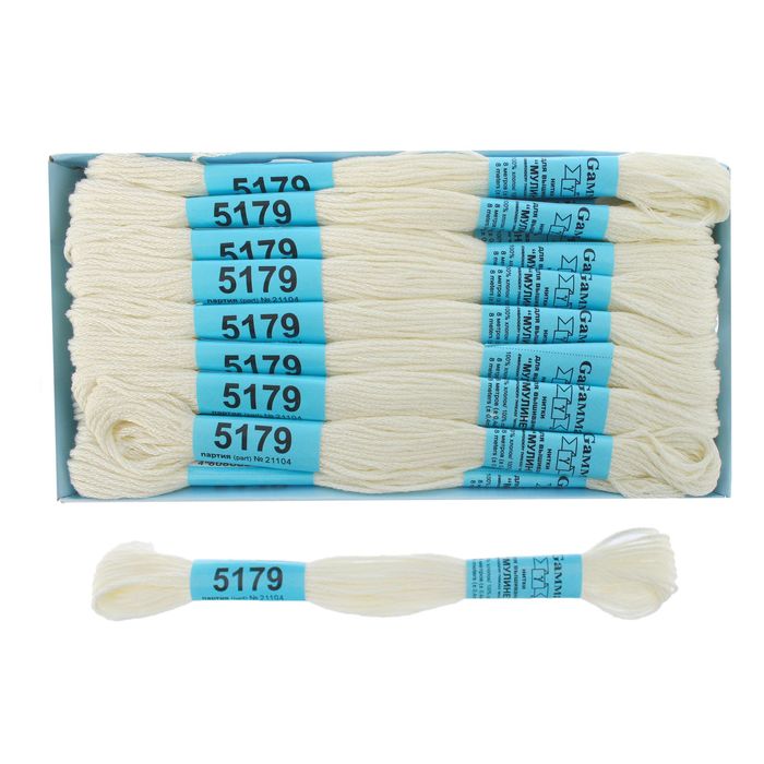 Мулине, №5179, 8±1м, цвет бледно-жёлтый