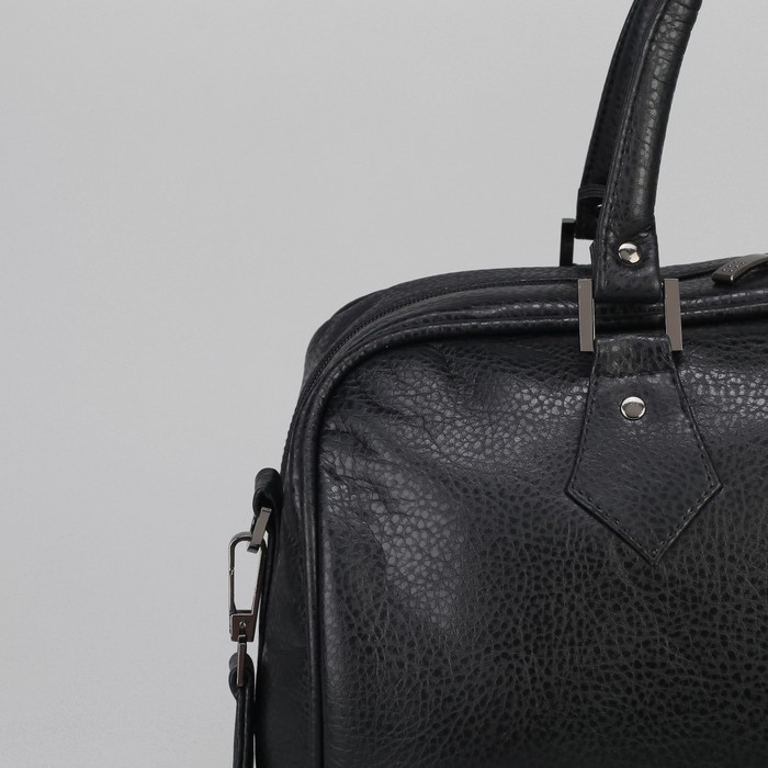 Сумка дорожная на молнии "Классика", 1 отдел, длинный ремень, чёрная