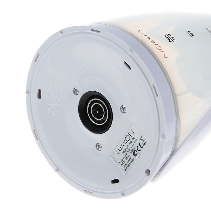 Чайник электрический LuazON LPK-1704, 1.7 л, 2200 Вт, прозрачный