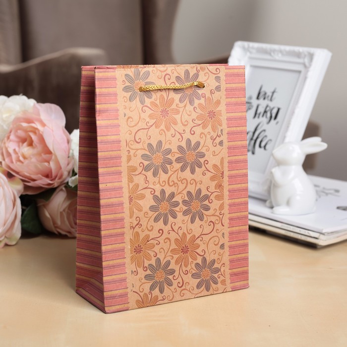 Пакет крафт "Ромашки", 15 х 20 х 6 см