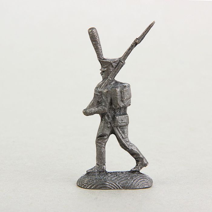 Оловянный солдатик "Русский гренадер с ружьем"