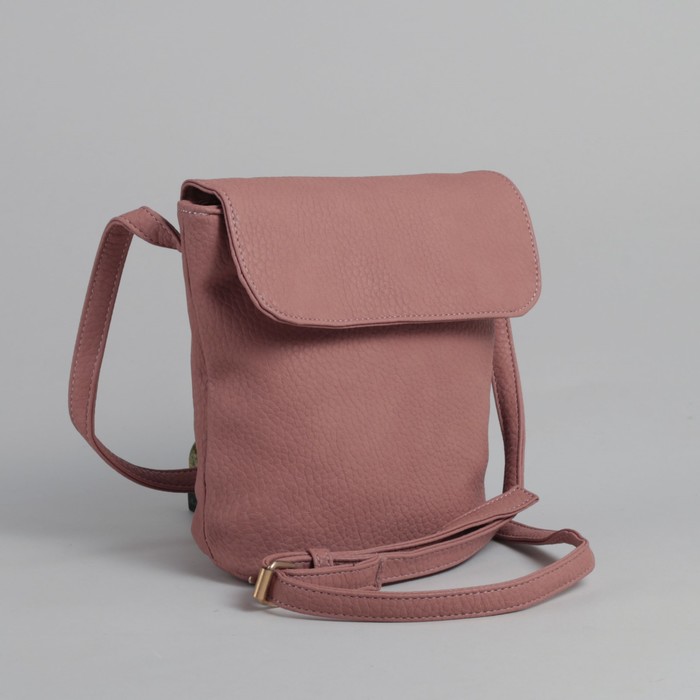 Сумка женская на клапане, 1 отдел на молнии, 1 наружный карман, длинный ремень, розовая