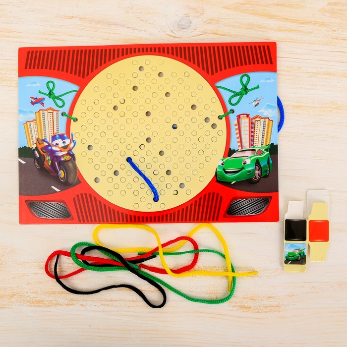 Игра развивающая мелкую моторику шнуровка "Тачки"