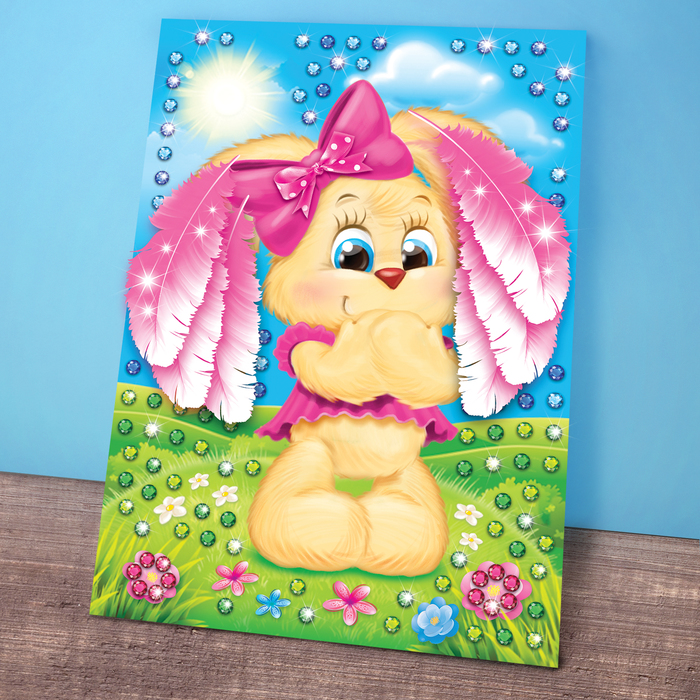 Аппликация перьями и стразами "Зайка"+ бантик