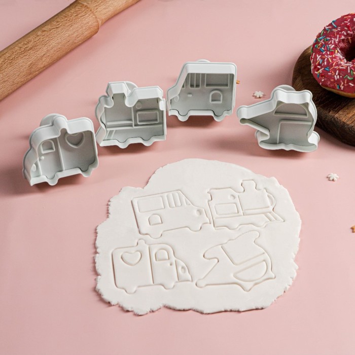 Набор плунжеров кондитерских 5х6 см "Машинки", 4 шт