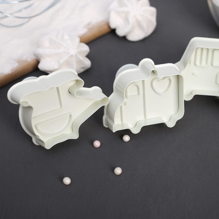 Набор плунжеров кондитерских 5х6 см "Машинки", 4 шт