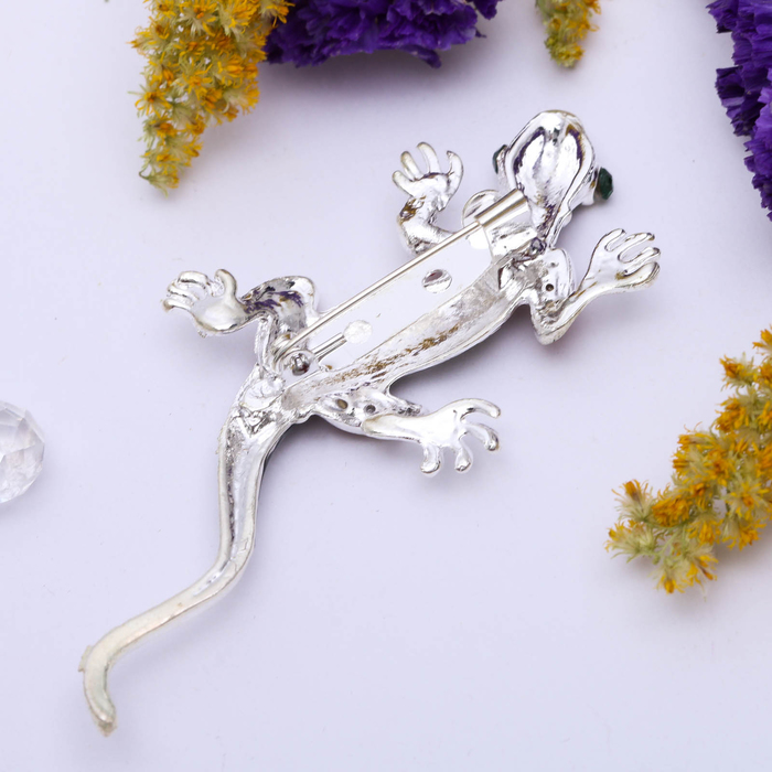 Брошь "Ящерка" цвет чёрно-красный в серебре