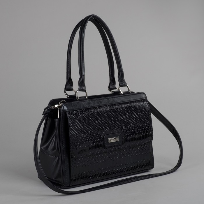 Сумка женская на молнии, 2 отдела, 2 наружных кармана, длинный ремень, комбинированная, чёрная