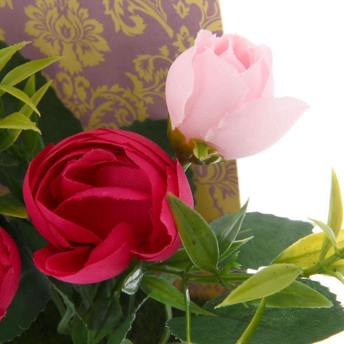 Цветы в картонном кашпо «Самой доброй бабушке», 12,5 х 20 см