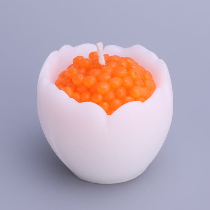 Декоративная свеча "Яйцо с икрой"
