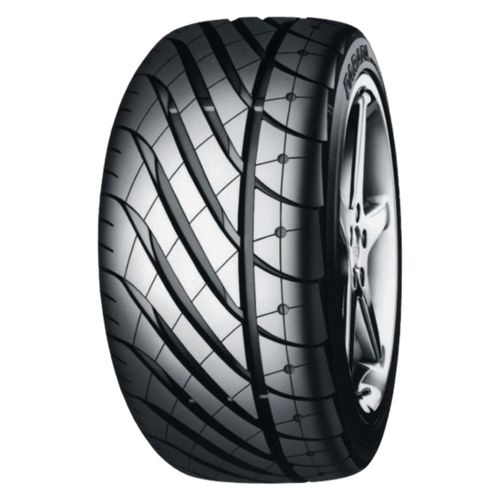 Шина легковая летняя Yokohama Parada Spec 2 PA01 215/40 R17 87W
