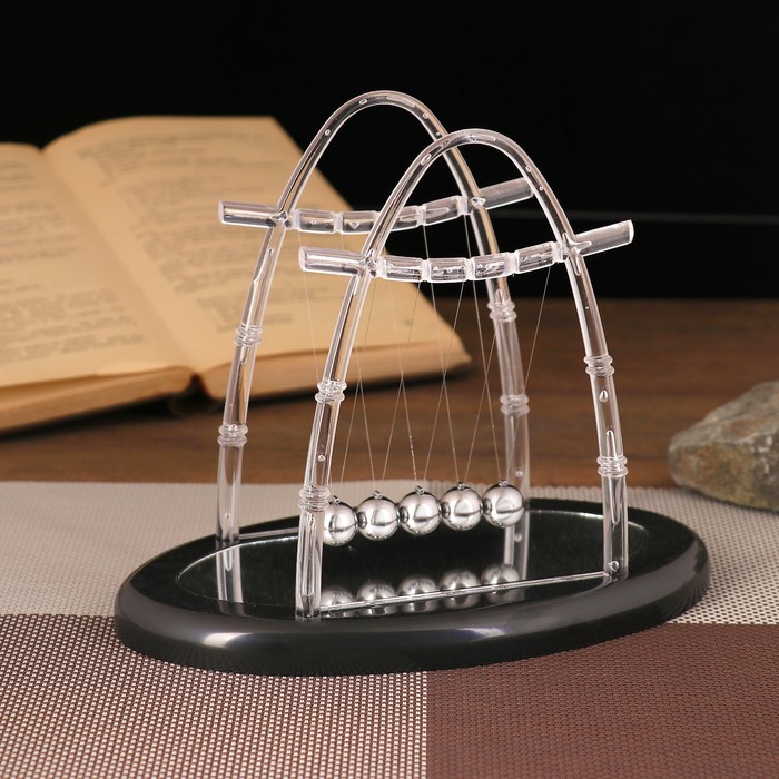 Маятник Ньютона на овальной подставке, микс, большой