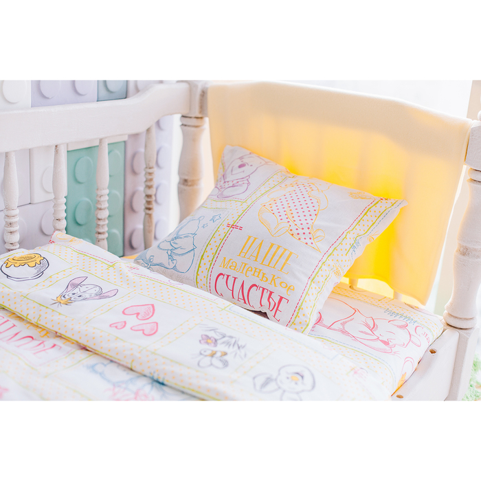 Постельное бельё "Наше счастье", размер 112х147 см, 100х150 см, 40х60 см-1 шт., 100% хлопок, поплин 125 г/м2, Медвежонок Винни и его друзья