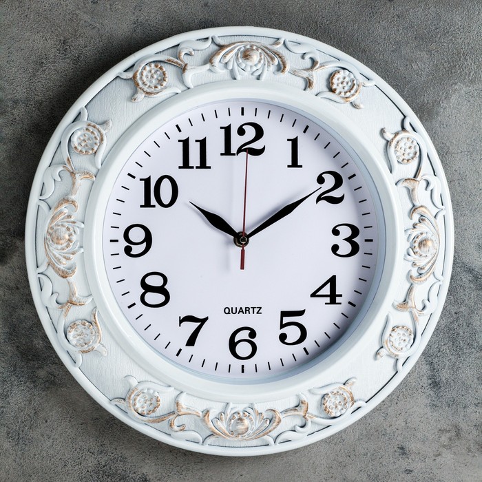 Часы настенные круглые "Серия Ретро. Лепнина", d=38 см, белые, узор под бронзу