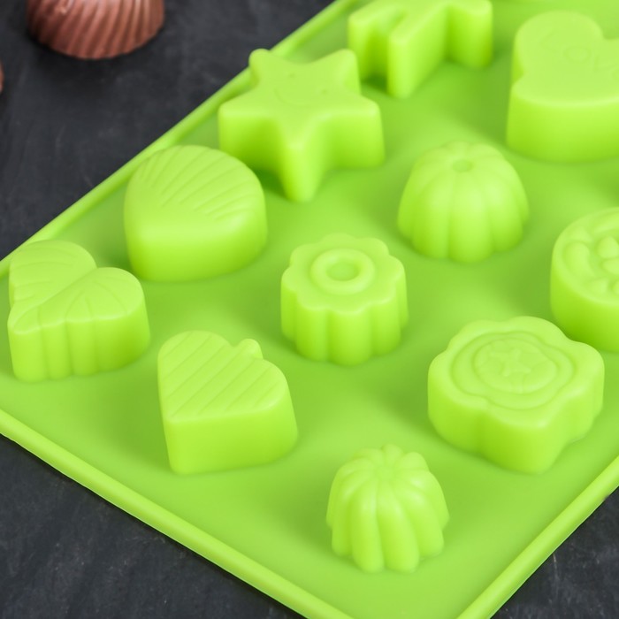 Форма для льда и шоколада, 15 ячеек, 21х12х1,5 см "Ассорти", цвета МИКС