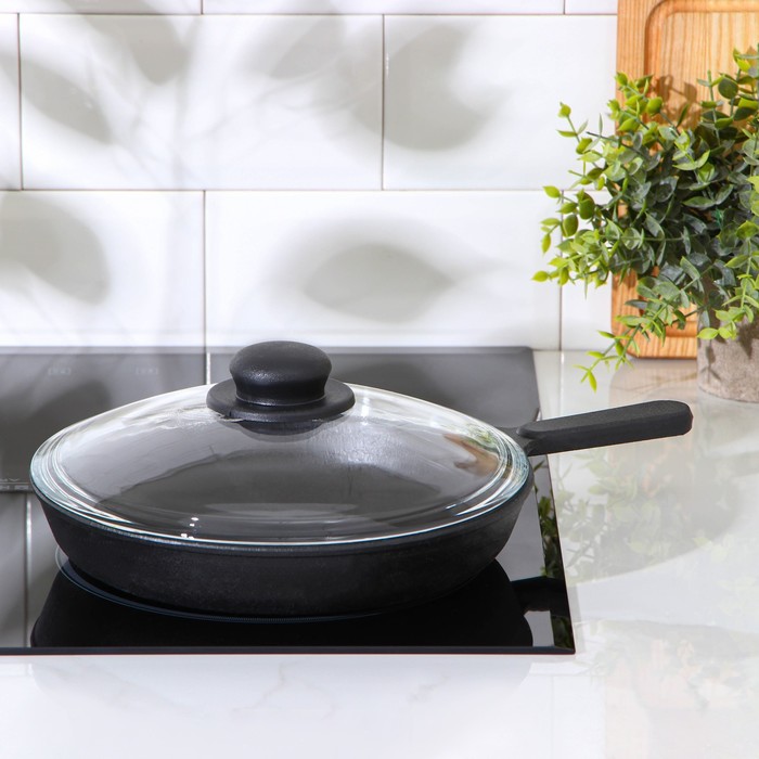 Сковорода 24 см, с чугунной ручкой и стеклянной крышкой