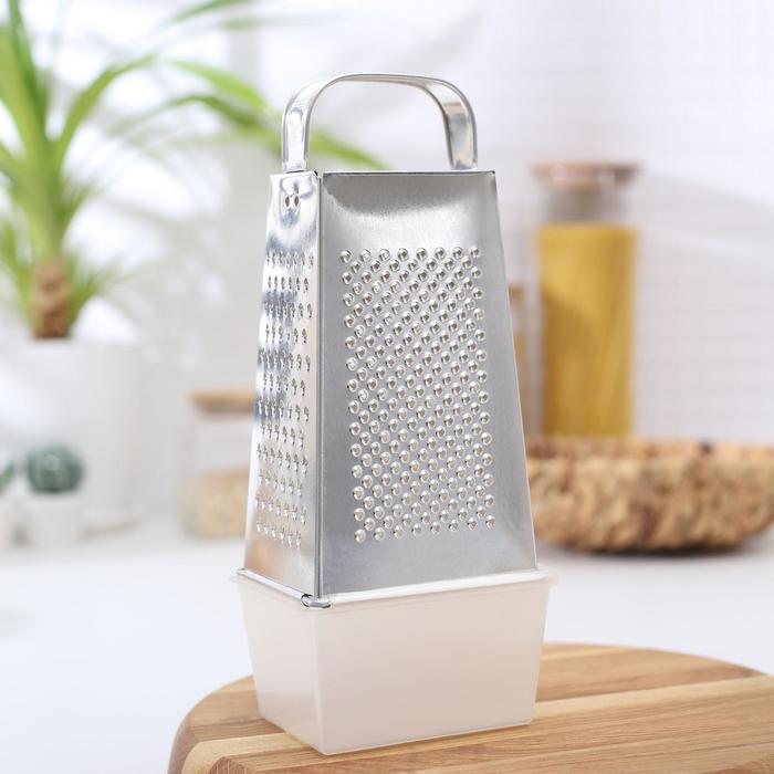 Терка с контейнером 450 мл и металлической ручкой