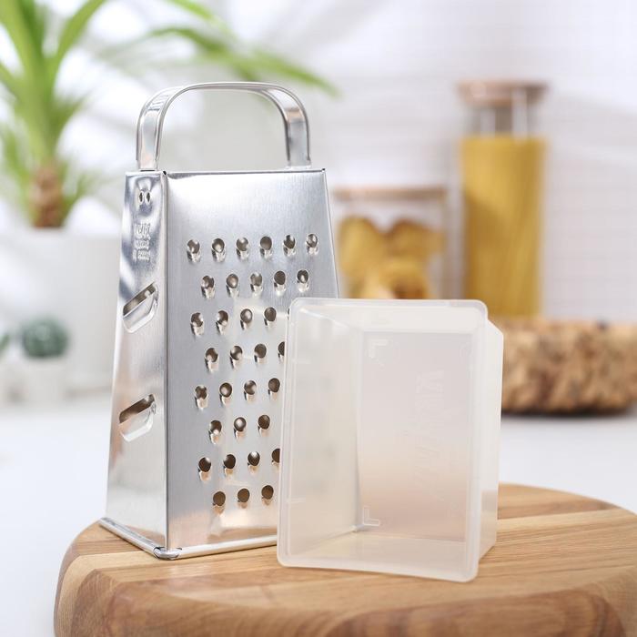 Терка с контейнером 450 мл и металлической ручкой