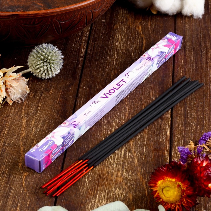 Благовония четырехгранник Sarathi Violet Фиалка 8 палочек в упаковке
