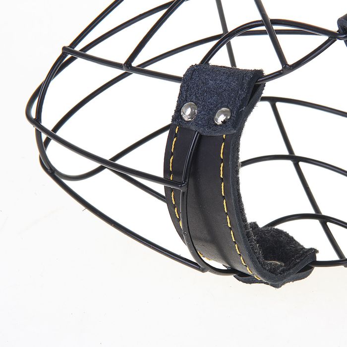 Намордник металлический №7 (ротвейлер), длина по носу 11 см, обхват морды 38 см