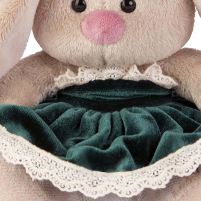 Мягкая игрушка "Зайка Ми" в бархатном платье и клубничкой на ушке