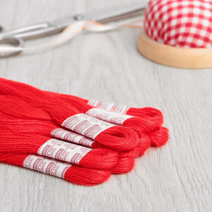 Нитки для вышивания, №120, 20±1м, цвет красный