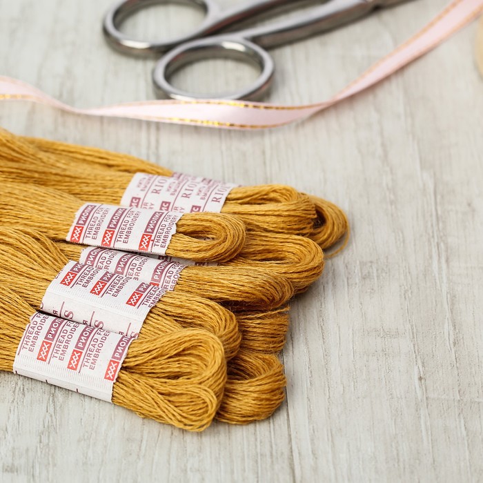 Нитки для вышивания, №818, 20±1м, цвет жёлто-персиковый