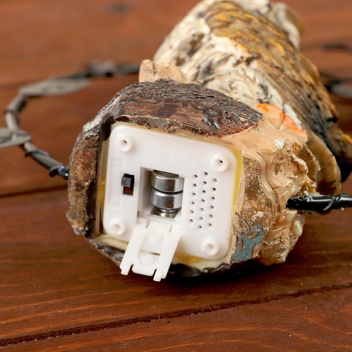 Подвесной декор "Сова на пне" с датчиком движения