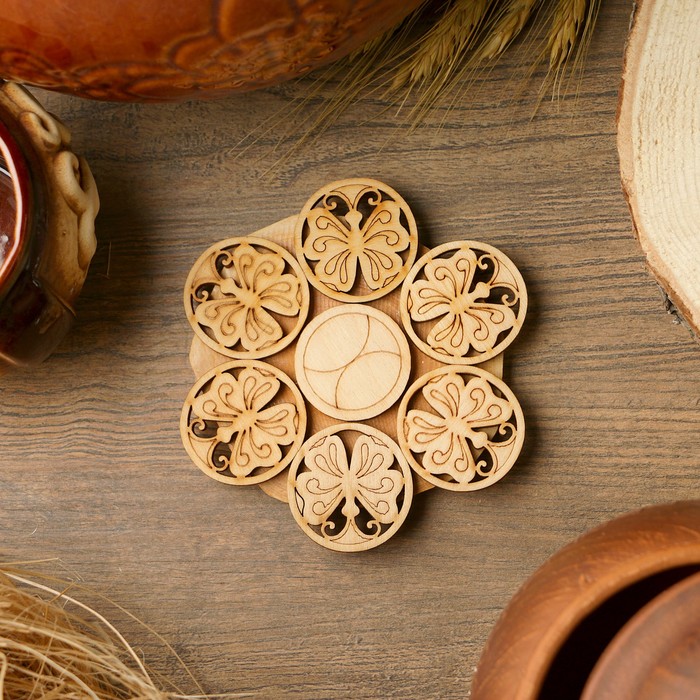 Подставка под горячее «Бабочка в круге», D=11 см, можжевельник