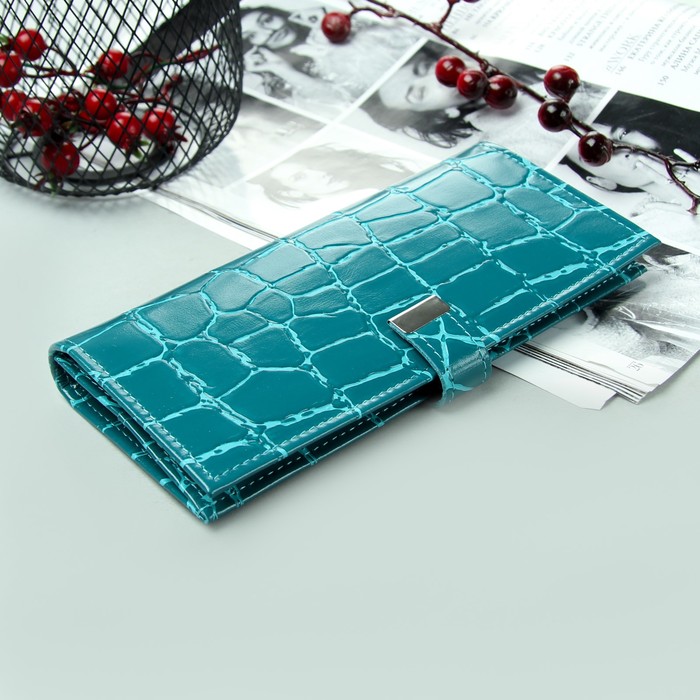 Кошелёк женский на кнопке, 2 отдела, отдел для карт, бирюзовый скат