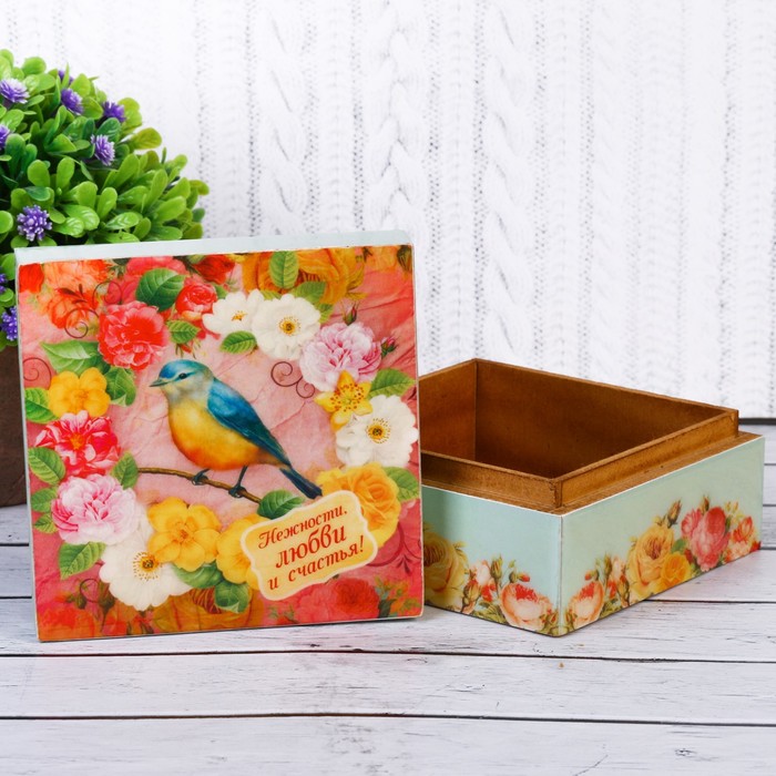 Шкатулка "Нежности , любви и счастья"