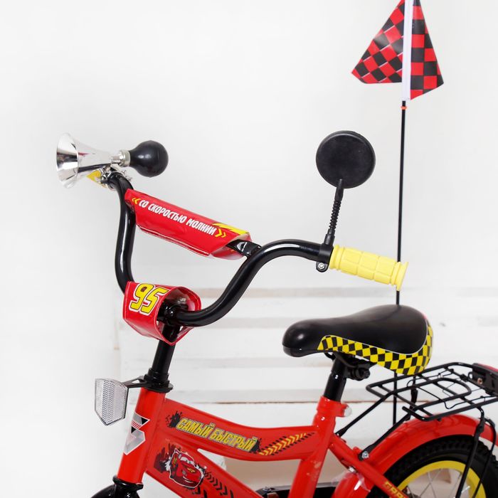 Велосипед двухколесный 12" GRAFFITI "ТАЧКИ", цвет: красный