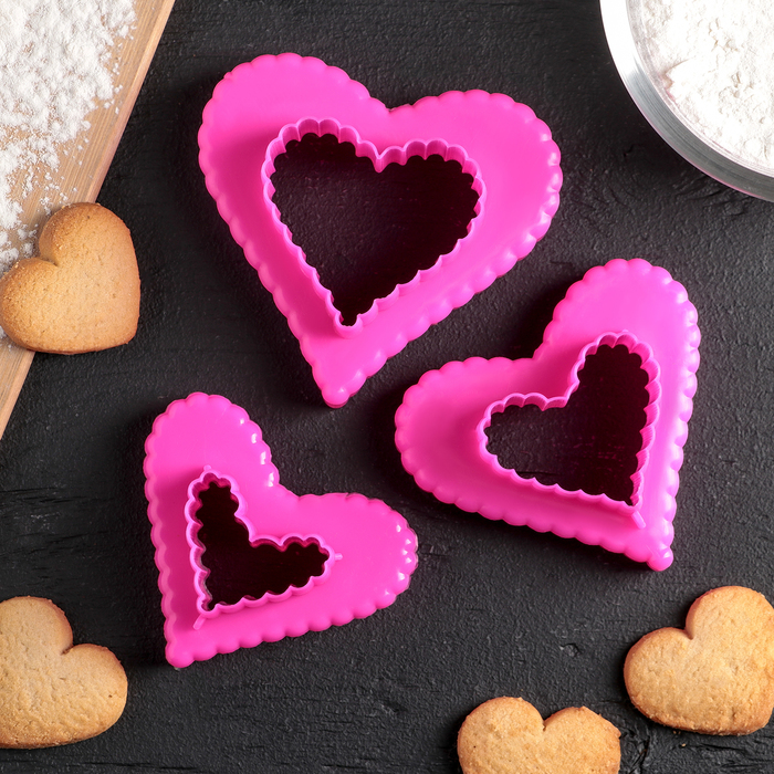Набор форм для вырезания печенья 9х9х4 см "Сердце", 3 шт, цвета МИКС