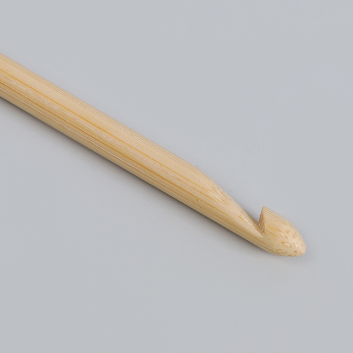 Крючок для вязания бамбуковый, d=5,5мм, 15см